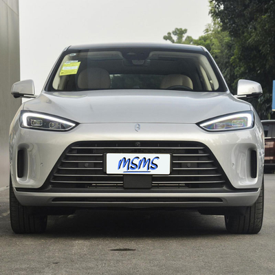 SUV 수준의 성능 AITO M5 전기 차량 리?? 철화강 배터리