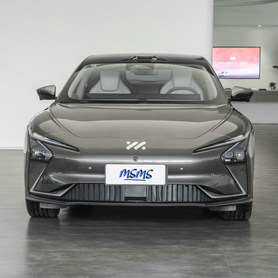 에너지 차량 Zhiji IM L7 Ev 성인용 순수 전기 자동차 최대 속도 200km/h