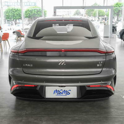 에너지 차량 Zhiji IM L7 Ev 성인용 순수 전기 자동차 최대 속도 200km/h